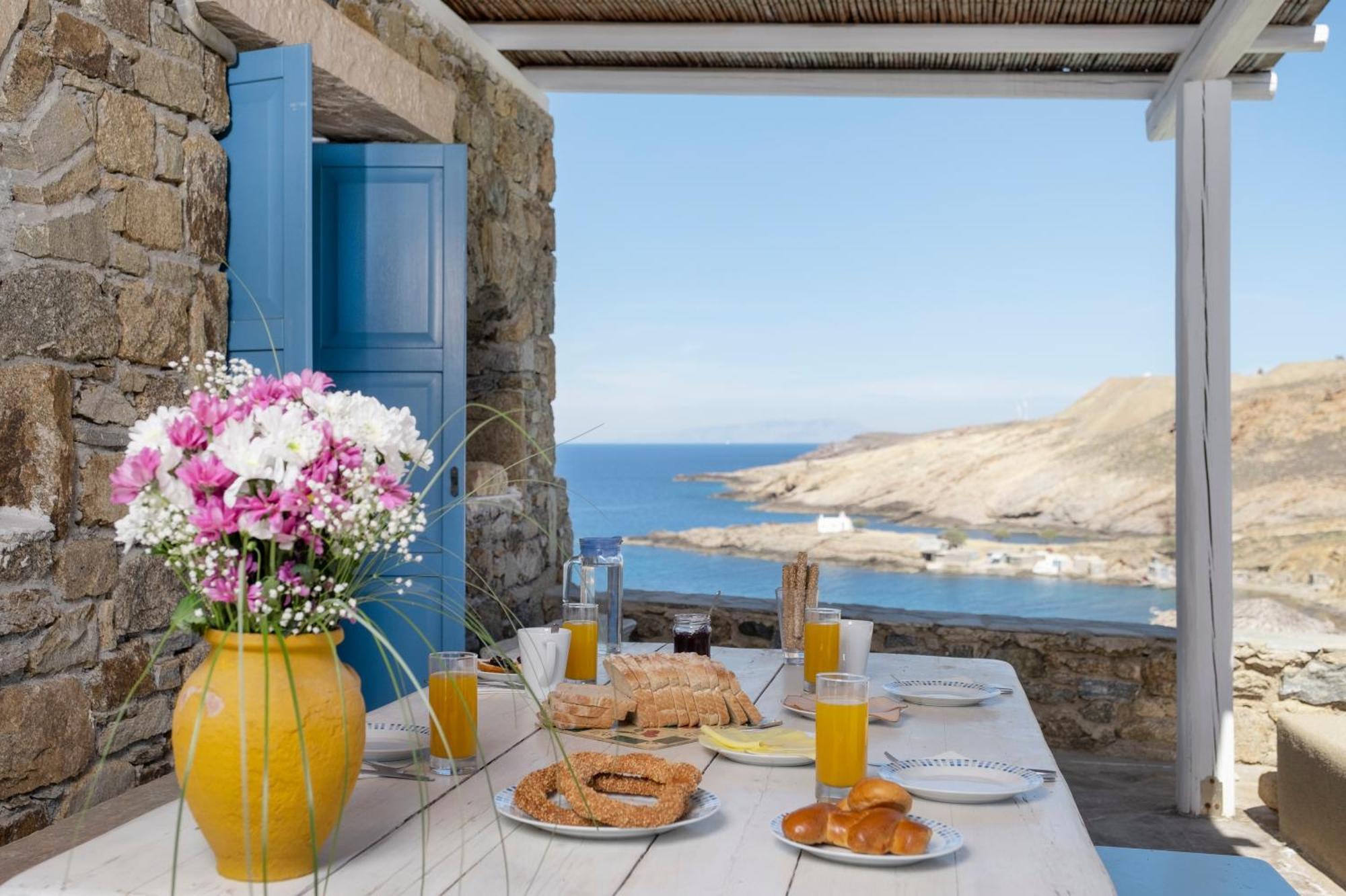 The Mykonist Merchia Beach Villas & Suites Zewnętrze zdjęcie