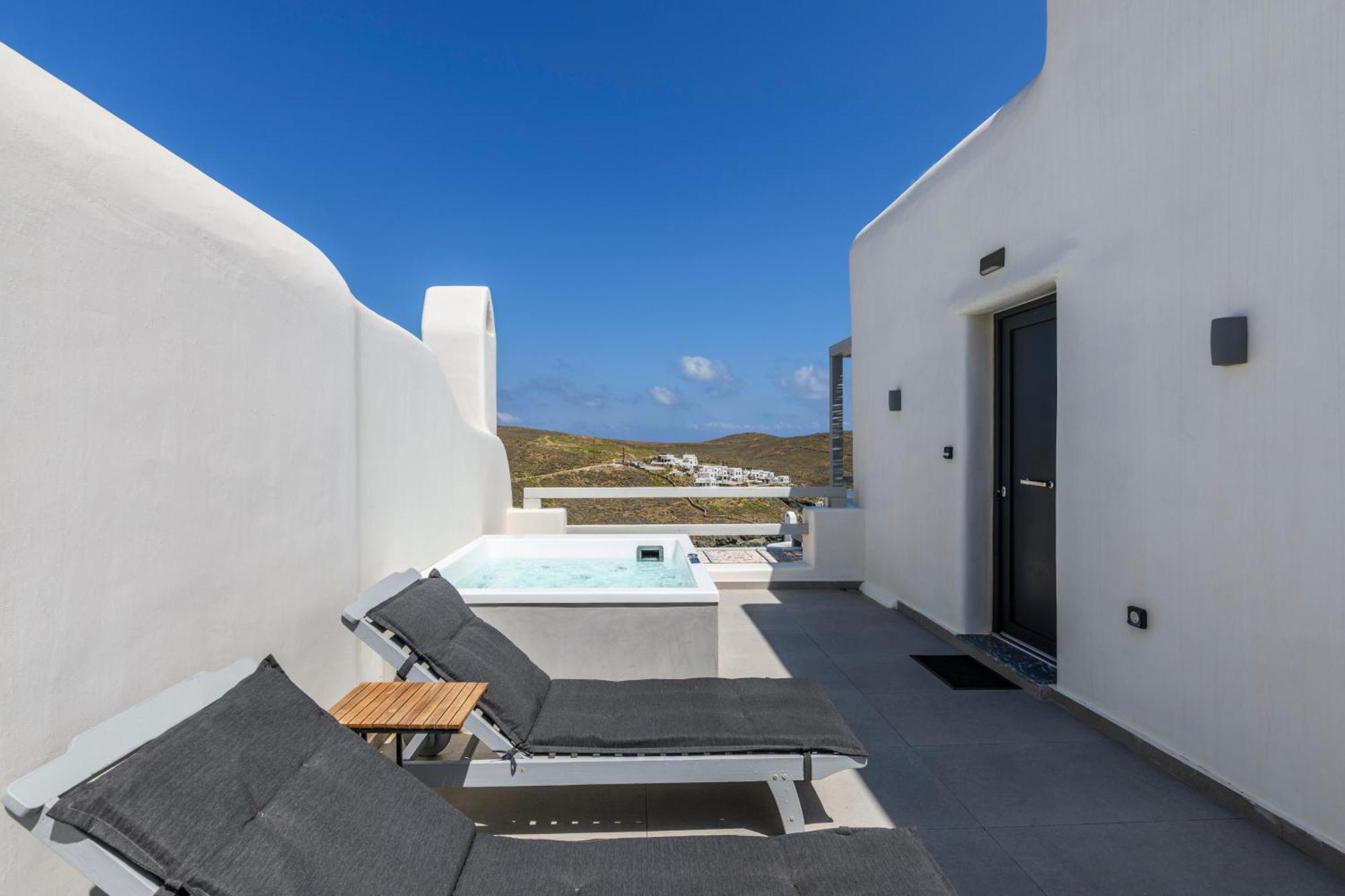 The Mykonist Merchia Beach Villas & Suites Zewnętrze zdjęcie
